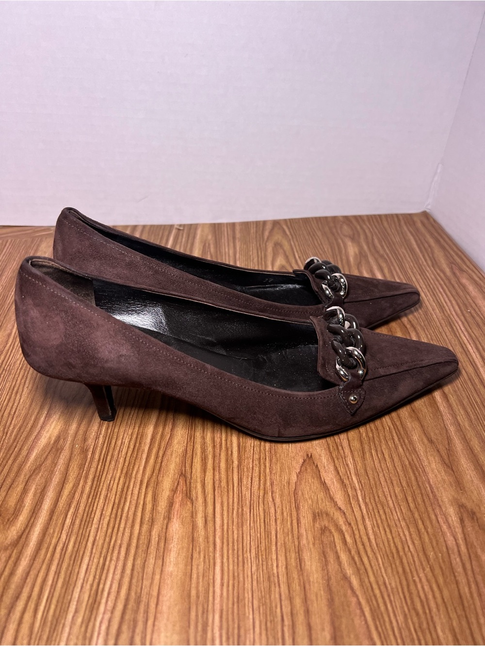 PRADA Brown Suede Kitten Heels Shoes size 37